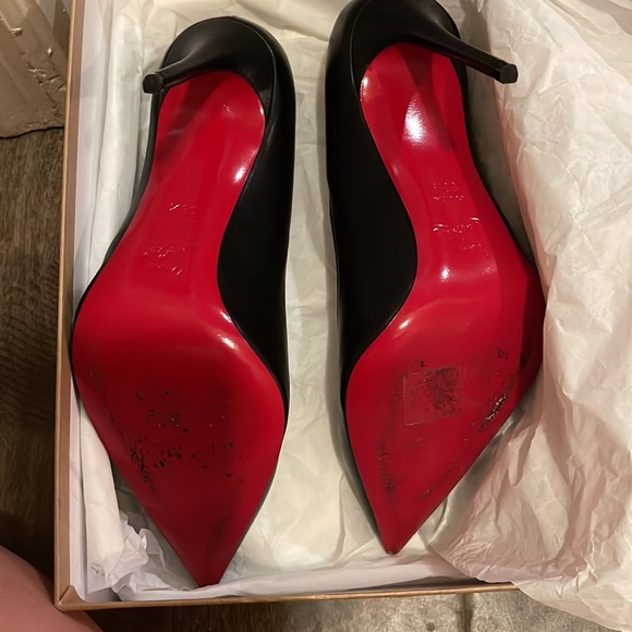 Louboutins worn once. Size 38.5 or 8.5B - Picture 2 of 4